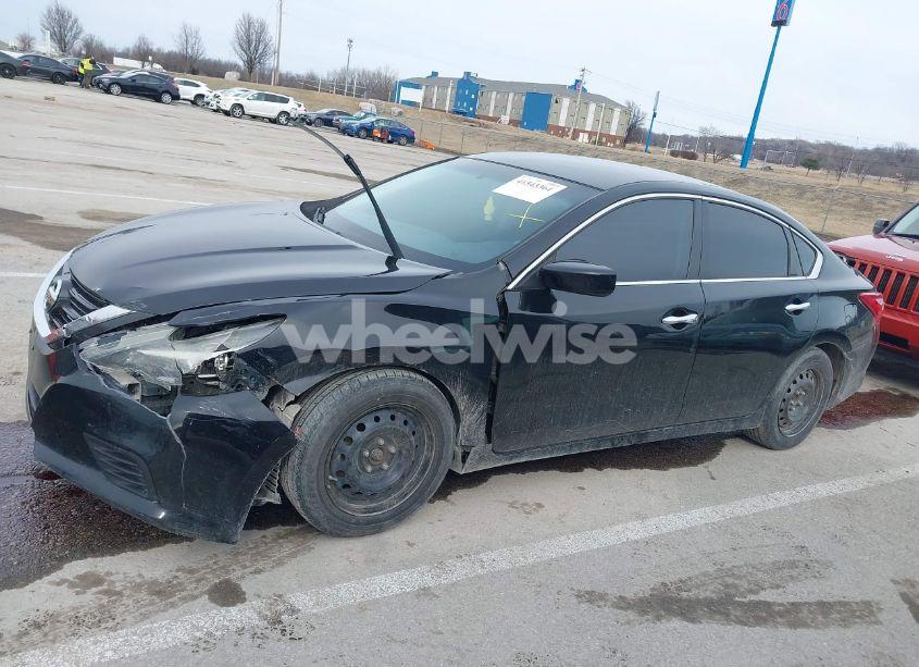 Photo 14 of 2016 Nissan Altima 2.5/2.5 S/2.5 SL/2.5 SR/2.5 SV (VIN 1N4AL3AP1GC225017)