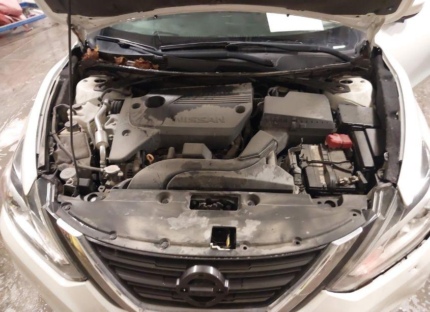 Photo 10 of 2016 Nissan Altima 2.5 SL (VIN 1N4AL3AP1GC225521)