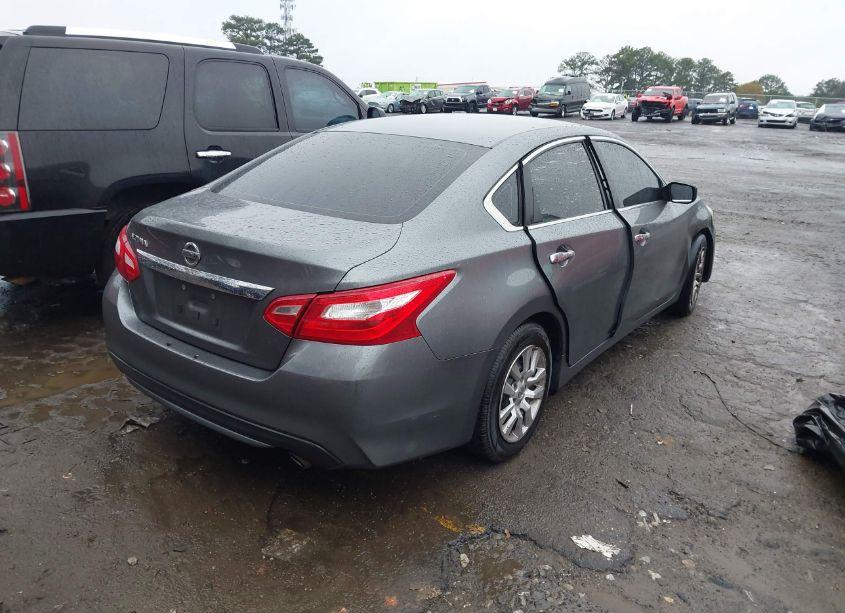 Photo 4 of 2016 Nissan Altima 2.5/2.5 S/2.5 SL/2.5 SR/2.5 SV (VIN 1N4AL3AP1GC243419)