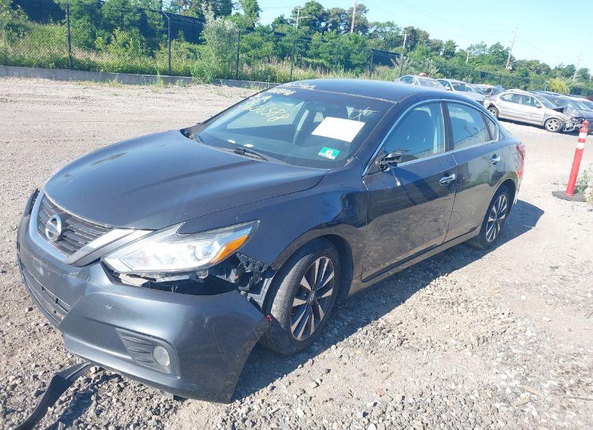 Photo 2 of 2016 Nissan Altima 2.5/2.5 S/2.5 SL/2.5 SR/2.5 SV (VIN 1N4AL3AP1GC245946)