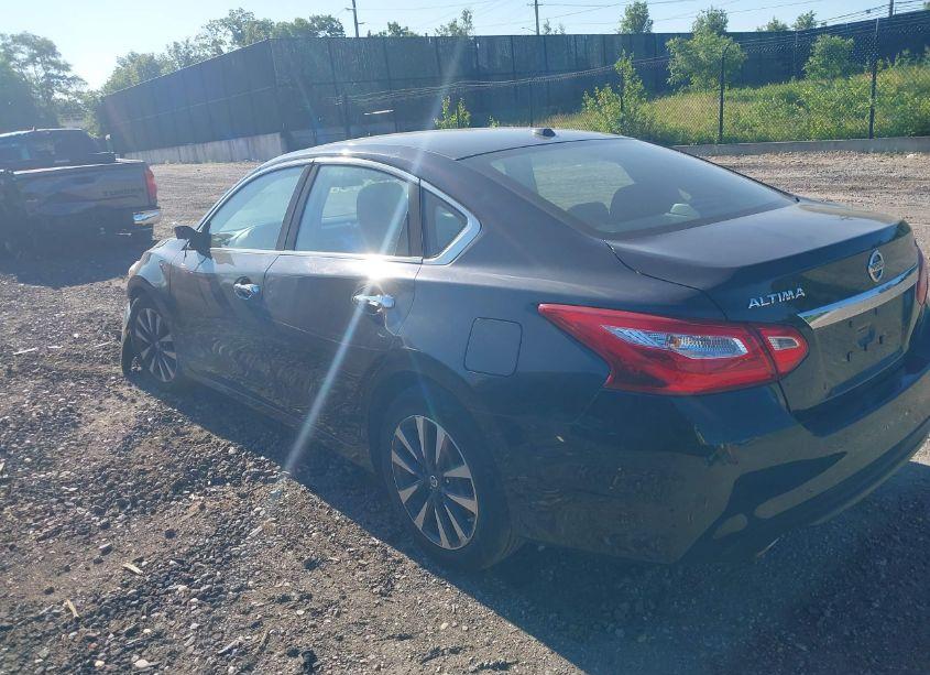 Photo 3 of 2016 Nissan Altima 2.5/2.5 S/2.5 SL/2.5 SR/2.5 SV (VIN 1N4AL3AP1GC245946)