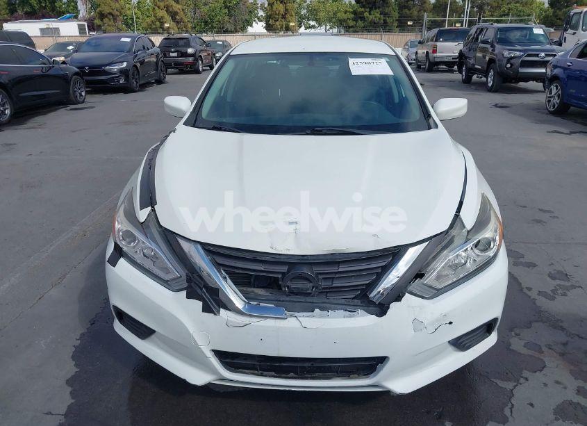 Photo 6 of 2016 Nissan Altima 2.5/2.5 S/2.5 SL/2.5 SR/2.5 SV (VIN 1N4AL3AP1GC249009)