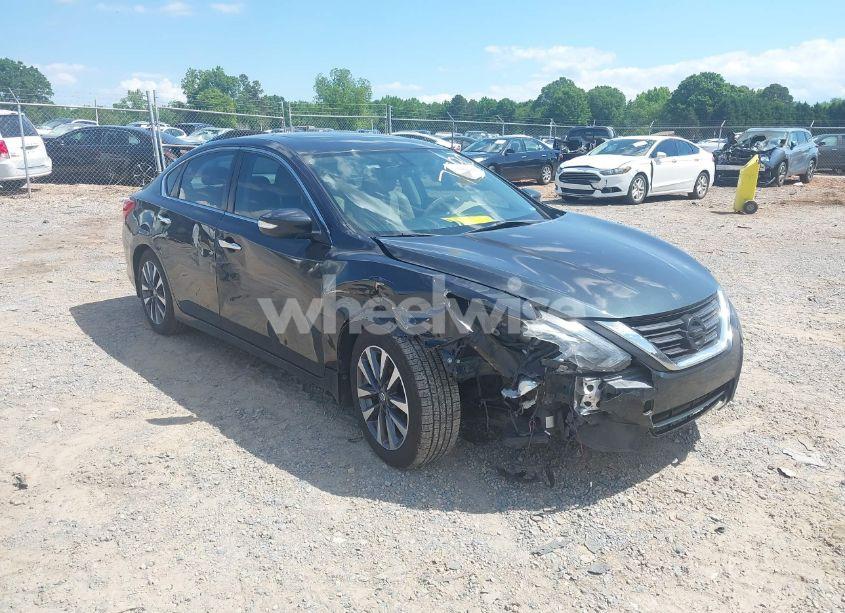 2016 Nissan Altima 2.5 SL (VIN 1N4AL3AP1GC257790) main photo