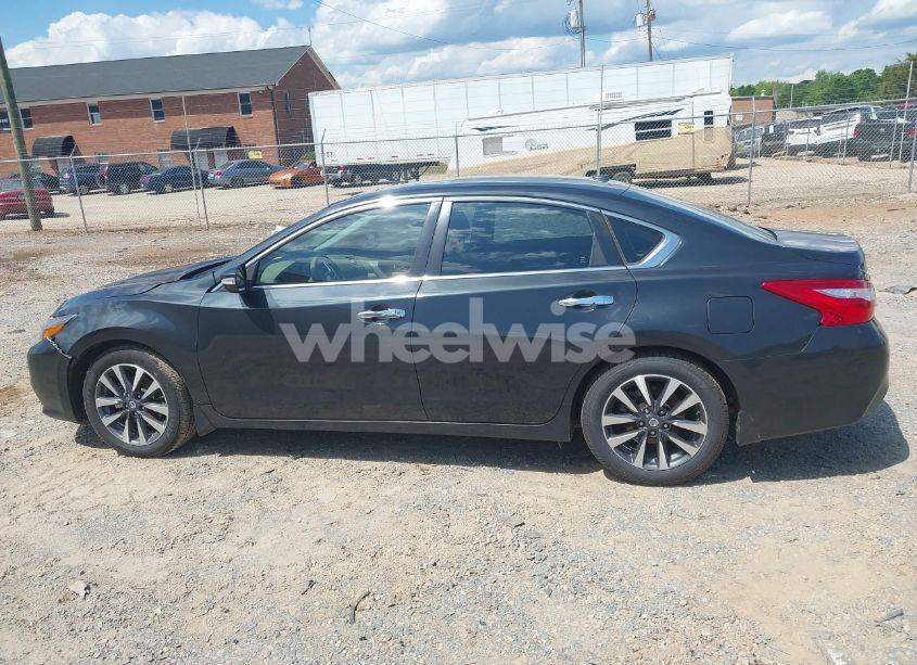Photo 13 of 2016 Nissan Altima 2.5 SL (VIN 1N4AL3AP1GC257790)