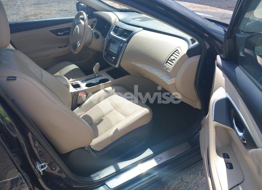 Photo 5 of 2016 Nissan Altima 2.5 SL (VIN 1N4AL3AP1GC257790)