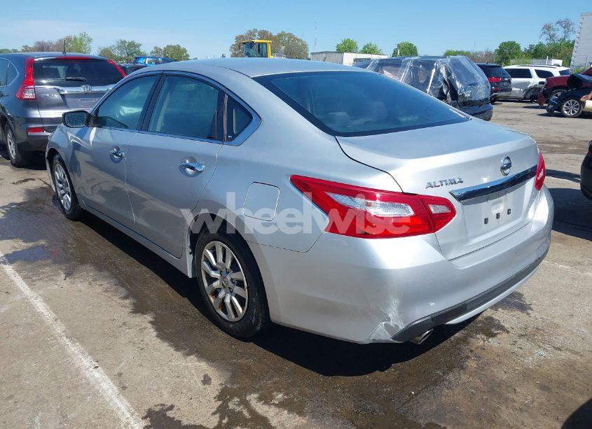 Photo 3 of 2016 Nissan Altima 2.5/2.5 S/2.5 SL/2.5 SR/2.5 SV (VIN 1N4AL3AP1GC260706)