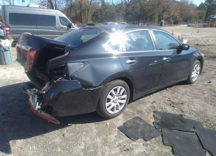 Photo 4 of 2016 Nissan Altima 2.5 S (VIN 1N4AL3AP1GC263105)