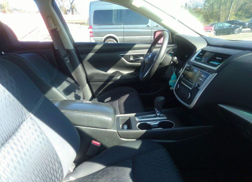 Photo 5 of 2016 Nissan Altima 2.5 S (VIN 1N4AL3AP1GC263105)