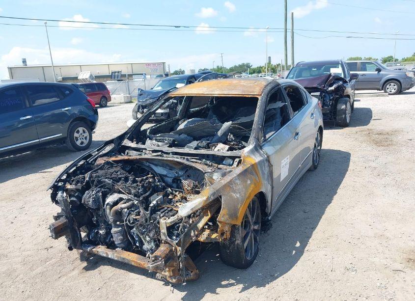 Photo 6 of 2016 Nissan Altima 2.5 SR (VIN 1N4AL3AP1GC264531)