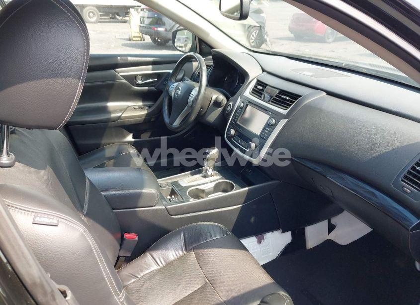 Photo 5 of 2016 Nissan Altima 2.5 SL (VIN 1N4AL3AP1GC272239)