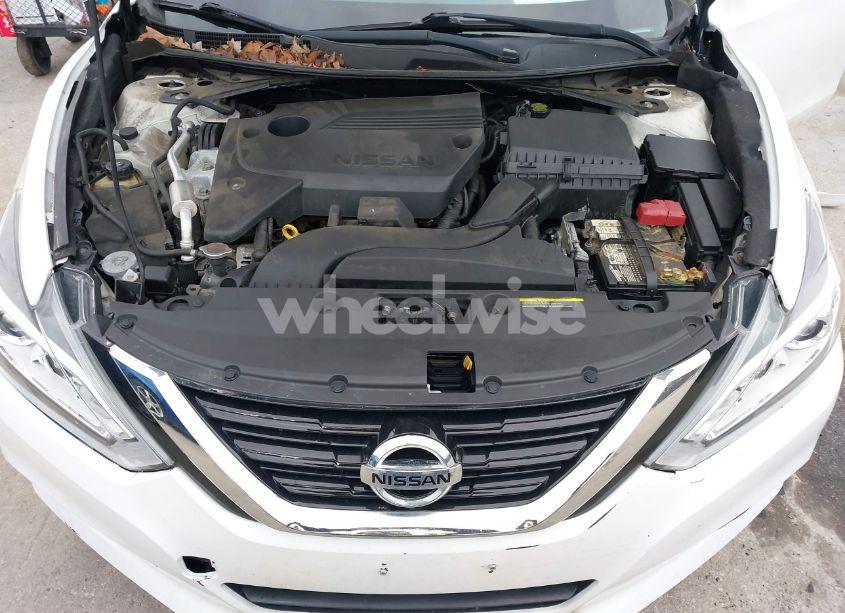 Photo 10 of 2016 Nissan Altima 2.5 SV (VIN 1N4AL3AP1GC273844)