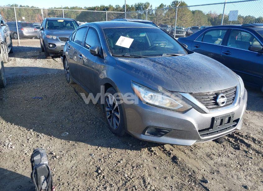 2016 Nissan Altima 2.5 SV (VIN 1N4AL3AP1GC275609) main photo