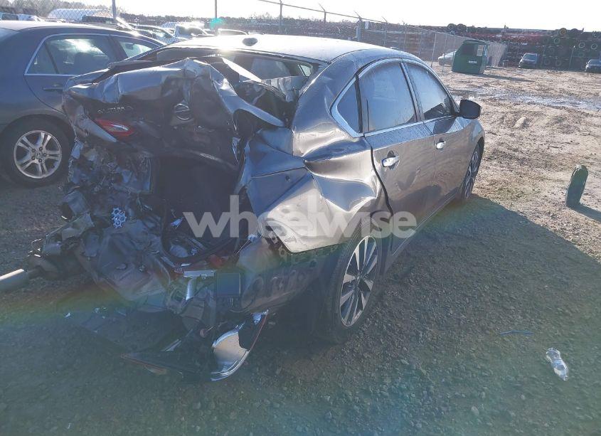 Photo 4 of 2016 Nissan Altima 2.5 SV (VIN 1N4AL3AP1GC275609)