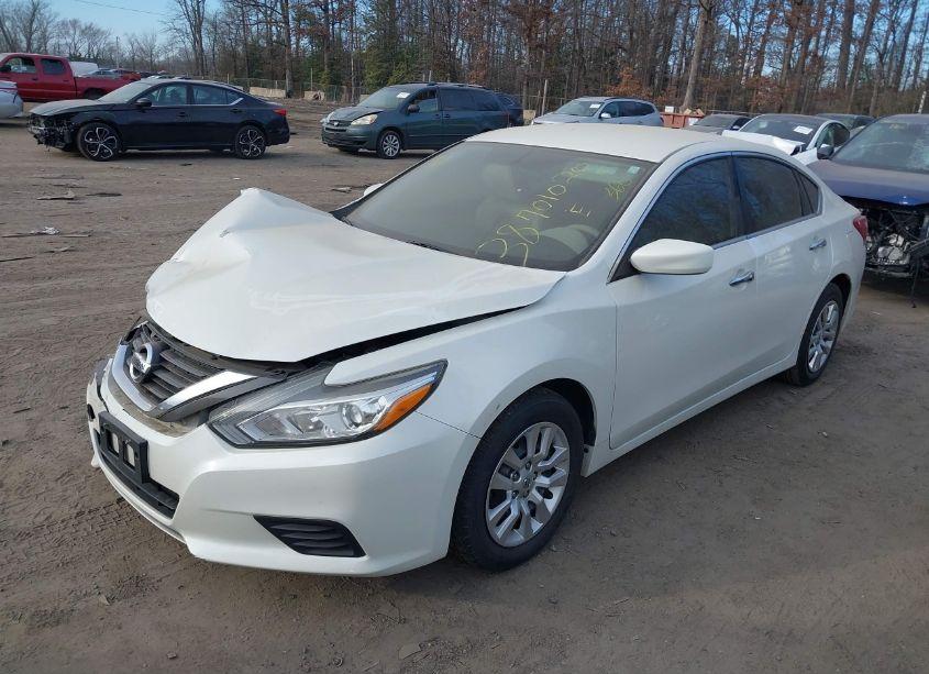 Photo 2 of 2016 Nissan Altima 2.5 (VIN 1N4AL3AP1GC280762)