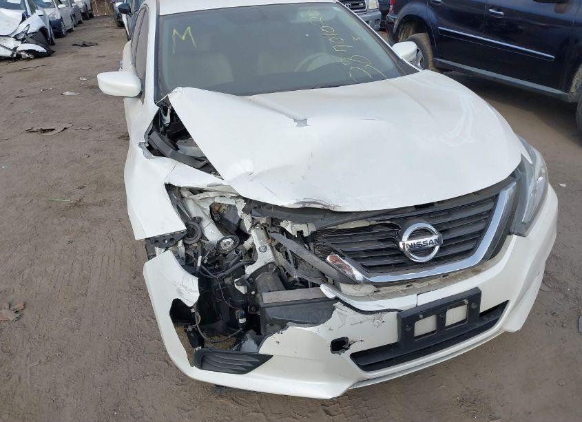 Photo 6 of 2016 Nissan Altima 2.5 (VIN 1N4AL3AP1GC280762)