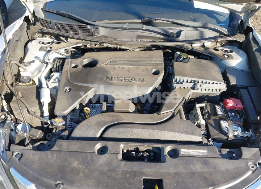 Photo 10 of 2016 Nissan Altima 2.5 SR (VIN 1N4AL3AP1GC293348)