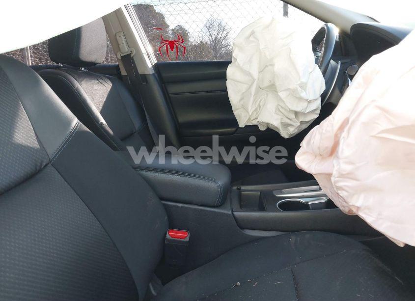 Photo 5 of 2016 Nissan Altima 2.5 SR (VIN 1N4AL3AP1GC293348)