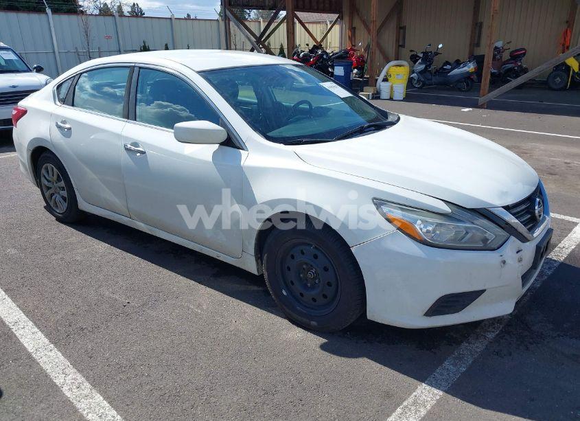 2016 Nissan Altima 2.5/2.5 S/2.5 SL/2.5 SR/2.5 SV (VIN 1N4AL3AP1GN305423) main photo