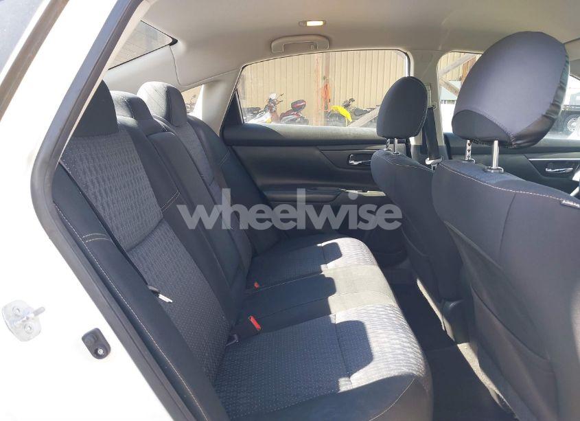 Photo 8 of 2016 Nissan Altima 2.5/2.5 S/2.5 SL/2.5 SR/2.5 SV (VIN 1N4AL3AP1GN305423)