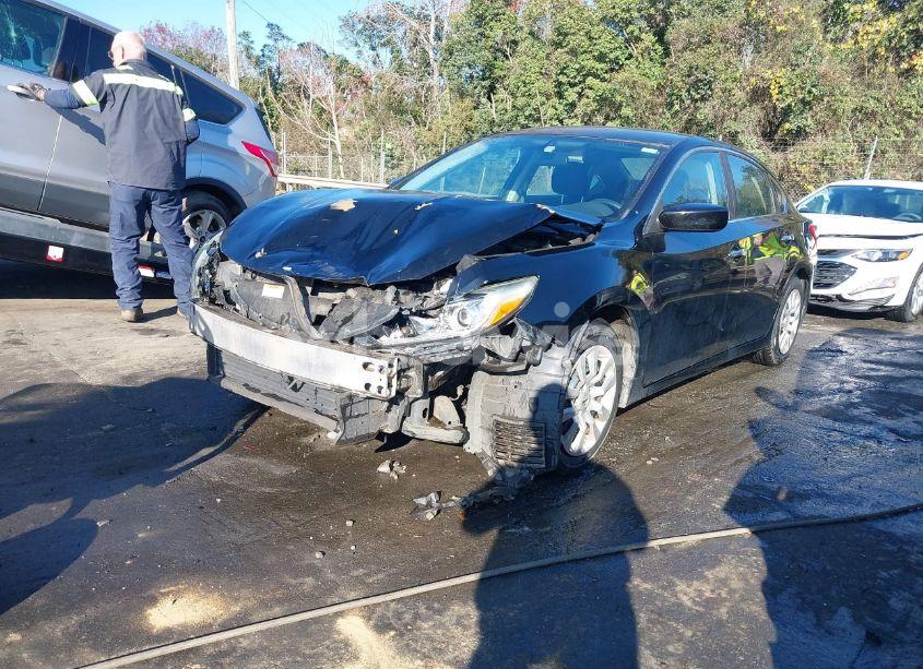 Photo 2 of 2016 Nissan Altima 2.5/2.5 S/2.5 SL/2.5 SR/2.5 SV (VIN 1N4AL3AP1GN311755)