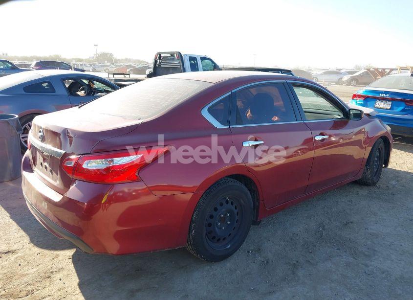 Photo 4 of 2016 Nissan Altima 2.5 S (VIN 1N4AL3AP1GN313828)