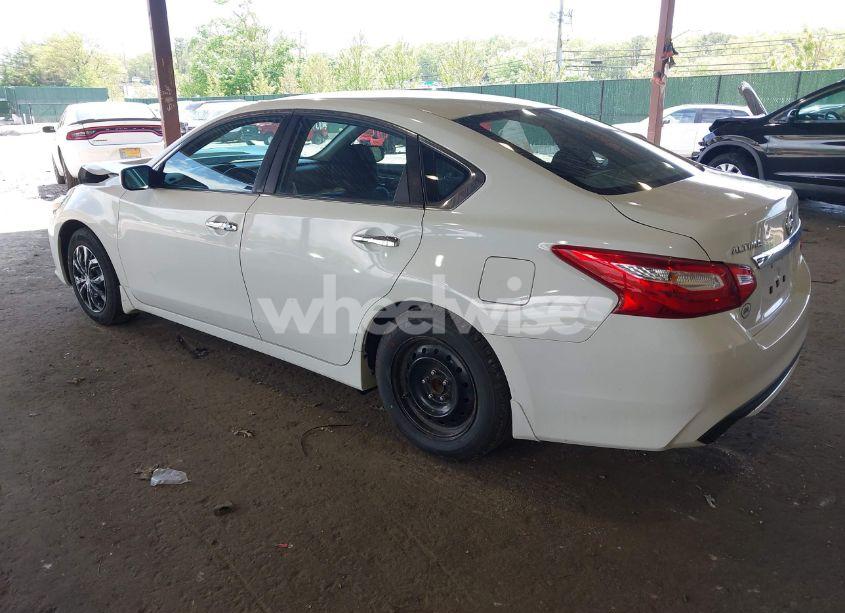 Photo 3 of 2016 Nissan Altima 2.5 S (VIN 1N4AL3AP1GN322142)
