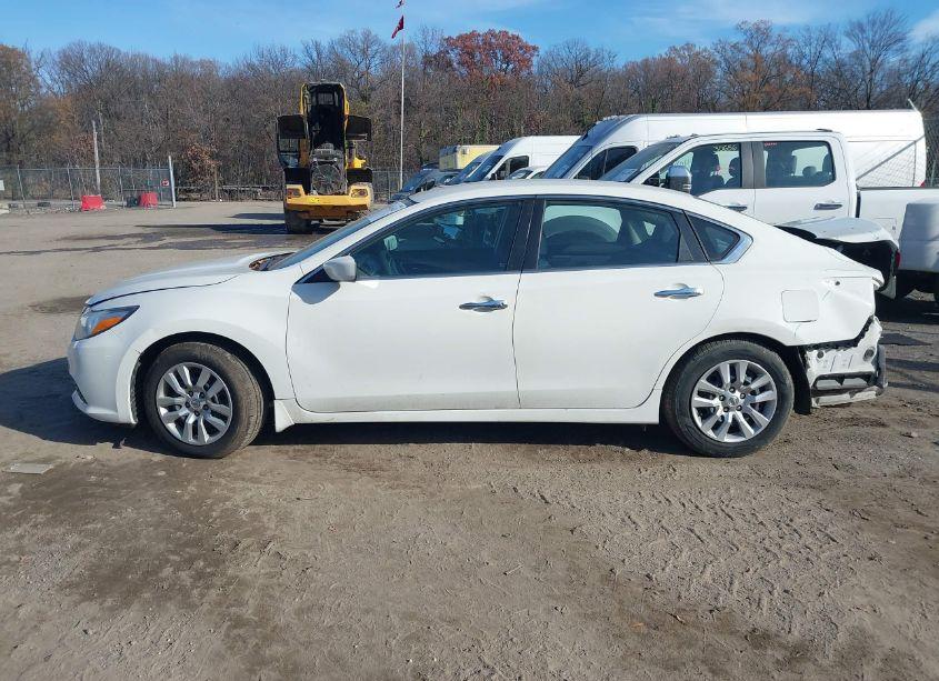 Photo 15 of 2016 Nissan Altima 2.5 S (VIN 1N4AL3AP1GN324120)