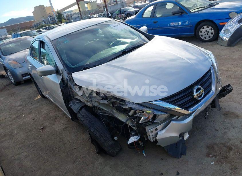 2016 Nissan Altima 2.5/2.5 S/2.5 SL/2.5 SR/2.5 SV (VIN 1N4AL3AP1GN326739) main photo