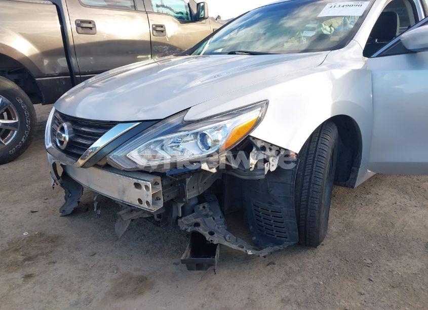 Photo 13 of 2016 Nissan Altima 2.5/2.5 S/2.5 SL/2.5 SR/2.5 SV (VIN 1N4AL3AP1GN326739)