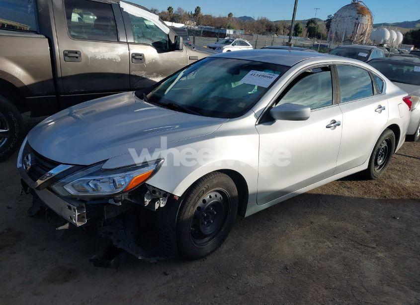 Photo 2 of 2016 Nissan Altima 2.5/2.5 S/2.5 SL/2.5 SR/2.5 SV (VIN 1N4AL3AP1GN326739)