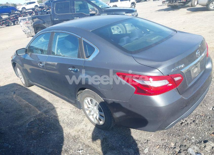 Photo 3 of 2016 Nissan Altima 2.5/2.5 S/2.5 SL/2.5 SR/2.5 SV (VIN 1N4AL3AP1GN328605)