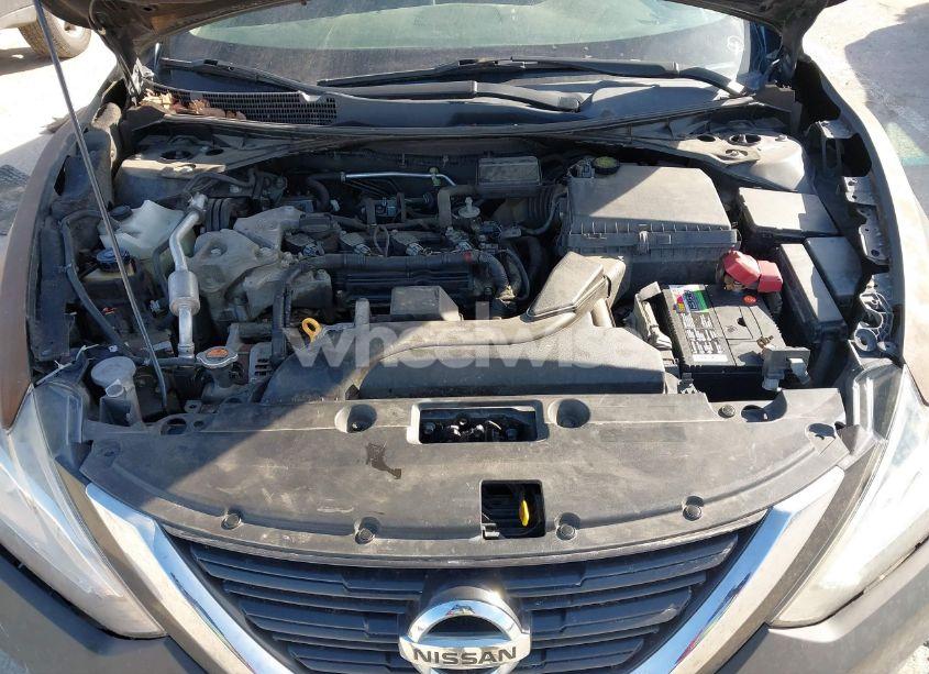 Photo 10 of 2016 Nissan Altima 2.5/2.5 S/2.5 SL/2.5 SR/2.5 SV (VIN 1N4AL3AP1GN330208)