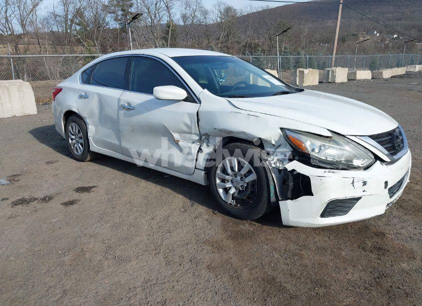 2016 Nissan Altima 2.5/2.5 S/2.5 SL/2.5 SR/2.5 SV (VIN 1N4AL3AP1GN355514) main photo