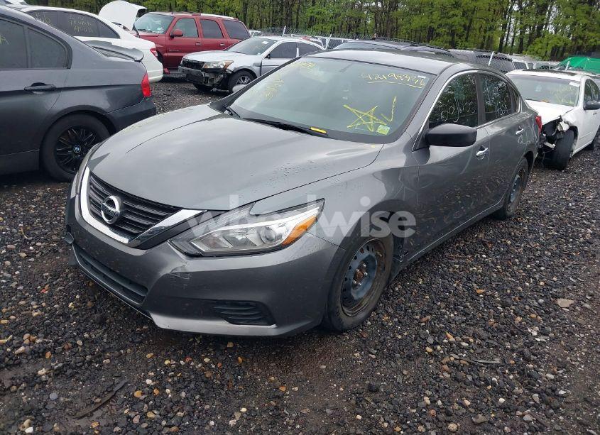 Photo 2 of 2016 Nissan Altima 2.5 S (VIN 1N4AL3AP1GN359482)