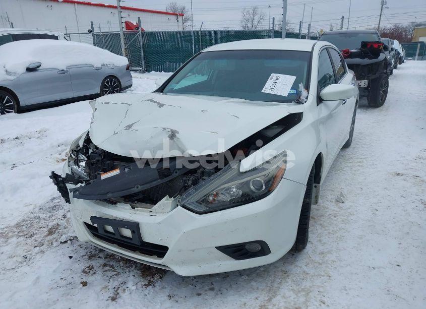 Photo 12 of 2016 Nissan Altima 2.5 SR (VIN 1N4AL3AP1GN383538)