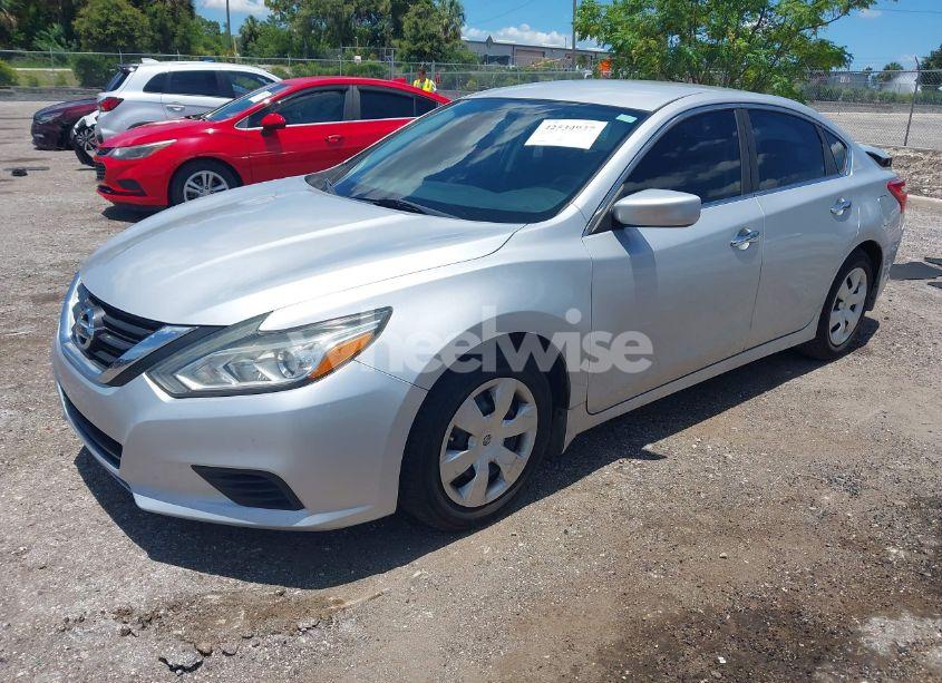 Photo 2 of 2016 Nissan Altima 2.5 S (VIN 1N4AL3AP1GN387492)