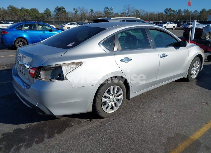 Photo 4 of 2016 Nissan Altima 2.5 S (VIN 1N4AL3AP1GN389498)