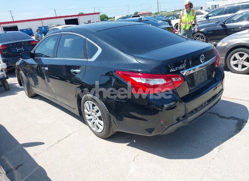 Photo 3 of 2016 Nissan Altima 2.5 S (VIN 1N4AL3AP1GN391641)
