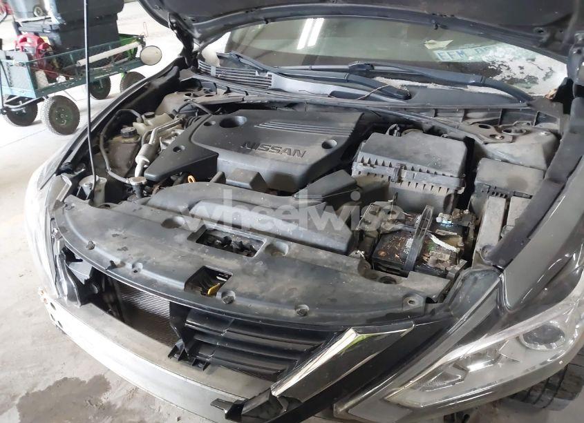 Photo 10 of 2017 Nissan Altima 2.5 S (VIN 1N4AL3AP1HC115943)
