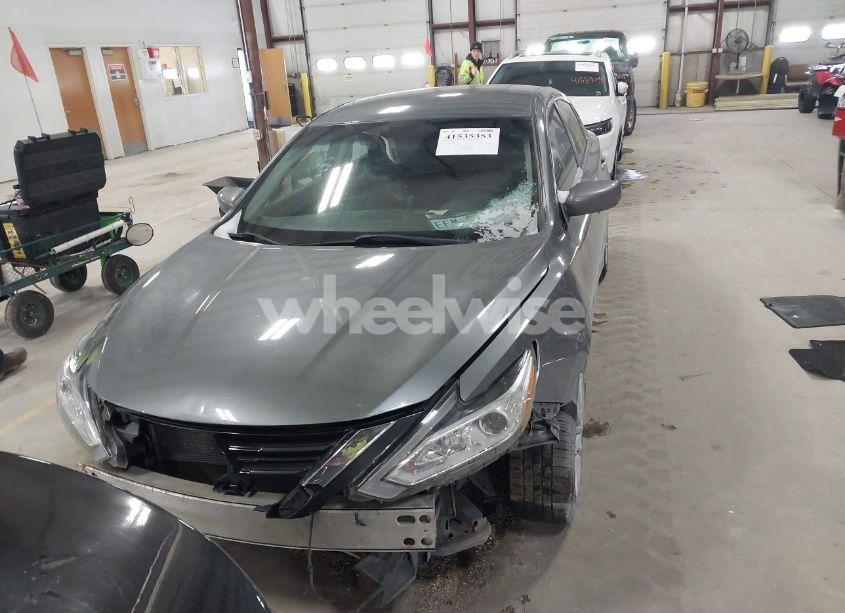 Photo 13 of 2017 Nissan Altima 2.5 S (VIN 1N4AL3AP1HC115943)