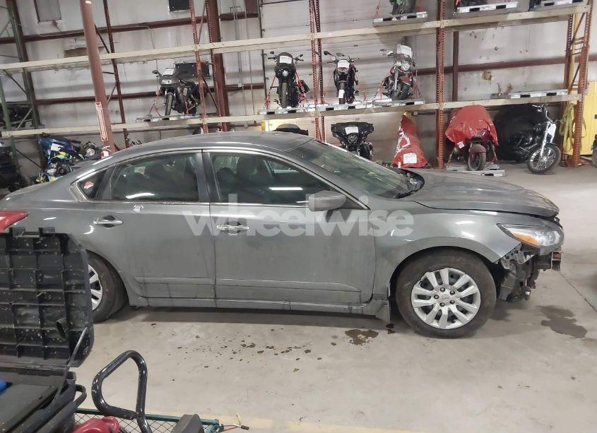 Photo 14 of 2017 Nissan Altima 2.5 S (VIN 1N4AL3AP1HC115943)