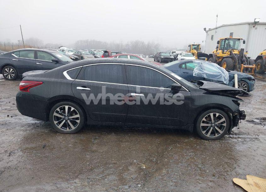 Photo 14 of 2017 Nissan Altima 2.5 SR (VIN 1N4AL3AP1HC120222)