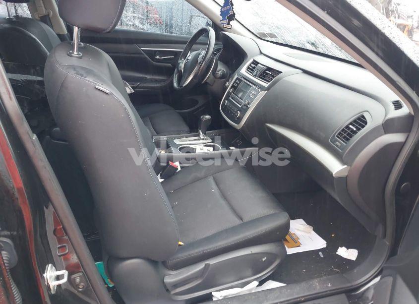 Photo 5 of 2017 Nissan Altima 2.5 SR (VIN 1N4AL3AP1HC120222)