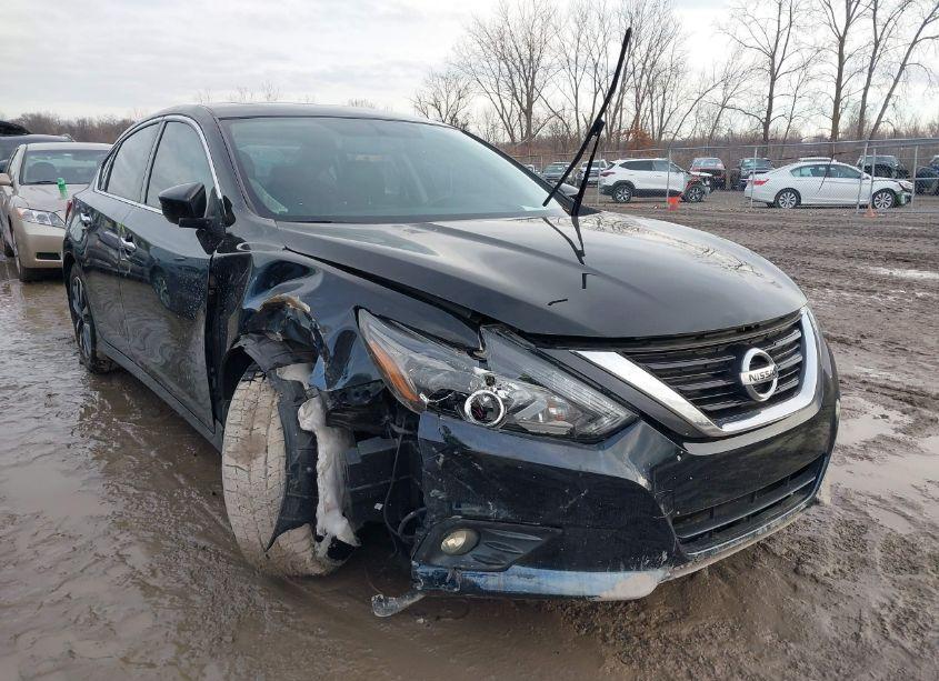2017 Nissan Altima 2.5 SL (VIN 1N4AL3AP1HC122746) main photo