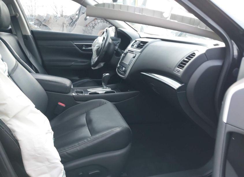 Photo 5 of 2017 Nissan Altima 2.5 SL (VIN 1N4AL3AP1HC122746)