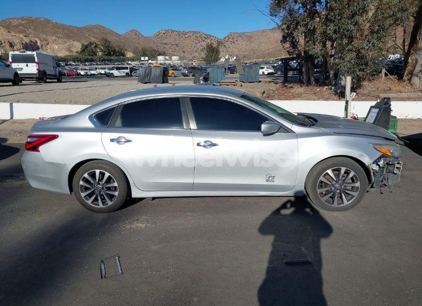 Photo 13 of 2017 Nissan Altima 2.5 SV (VIN 1N4AL3AP1HC153401)