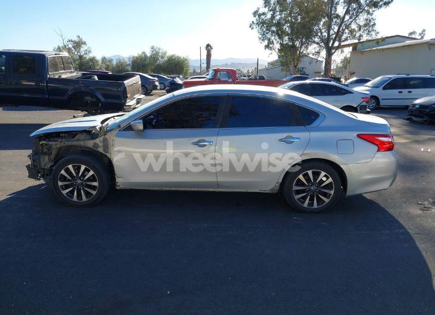 Photo 14 of 2017 Nissan Altima 2.5 SV (VIN 1N4AL3AP1HC153401)