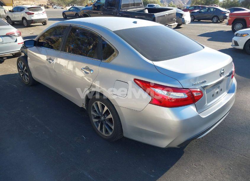 Photo 3 of 2017 Nissan Altima 2.5 SV (VIN 1N4AL3AP1HC153401)