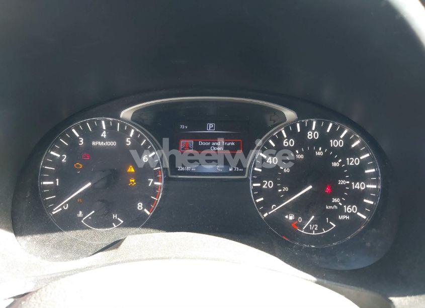 Photo 7 of 2017 Nissan Altima 2.5 SV (VIN 1N4AL3AP1HC153401)