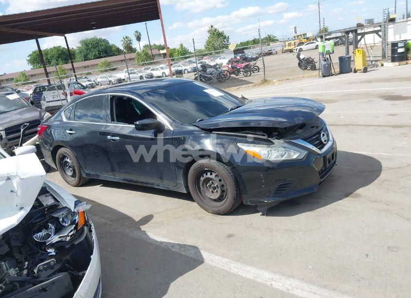 Photo 13 of 2017 Nissan Altima 2.5 (VIN 1N4AL3AP1HC154550)